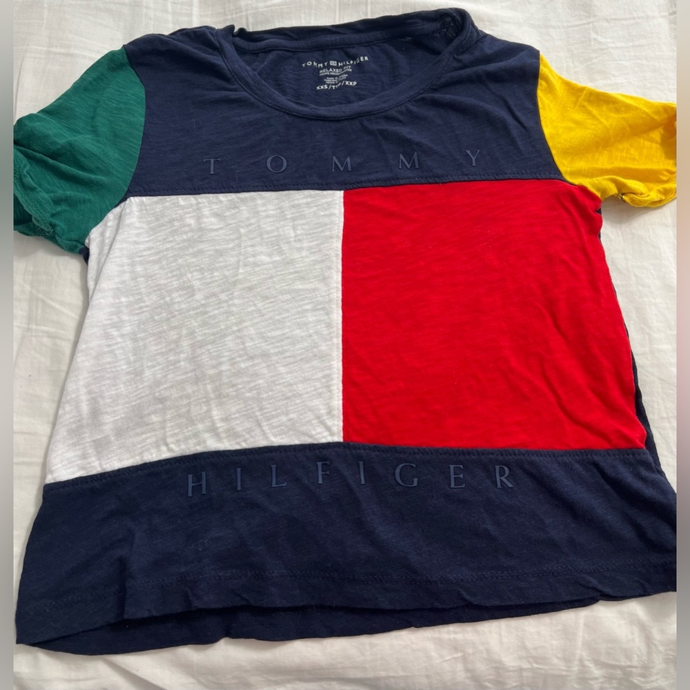 Tommy Hilfiger cropped tee